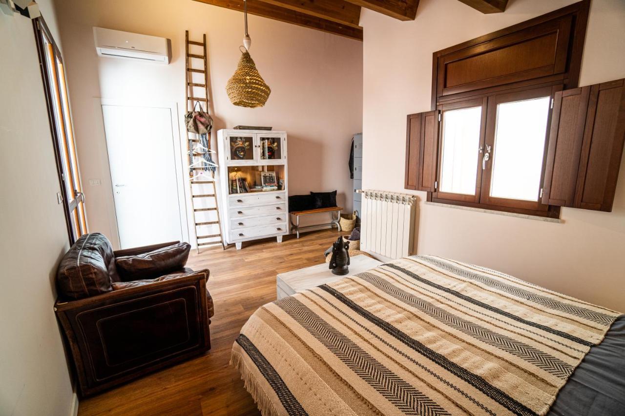 Solemar Sicilia - Palazzo Vetrano Apartment ปาแลร์โม ภายนอก รูปภาพ