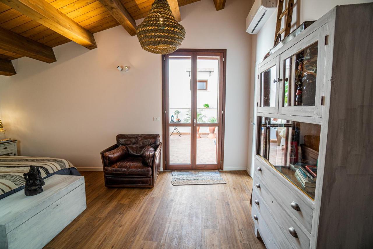 Solemar Sicilia - Palazzo Vetrano Apartment ปาแลร์โม ภายนอก รูปภาพ